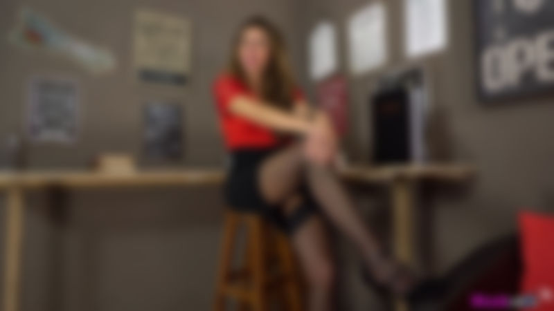 Chloe "Business and Pleasure"