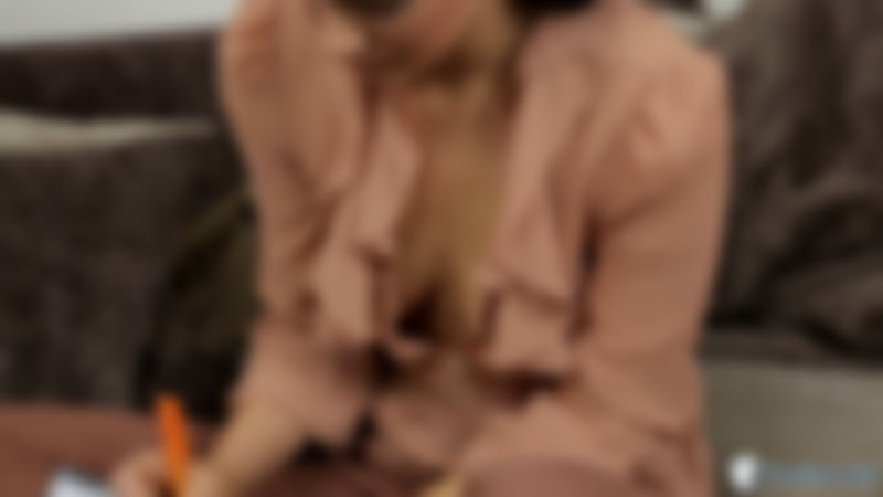 Tanya "Downblouse Diary"