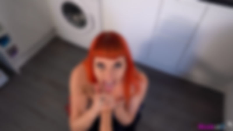Auburn Fox "Cum On My Tits"