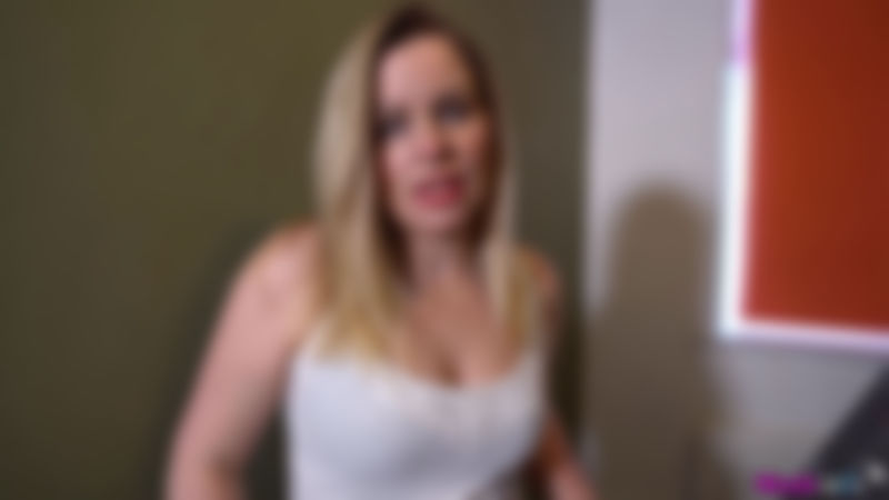 Anna Belle "I Need My Job Pt:1"