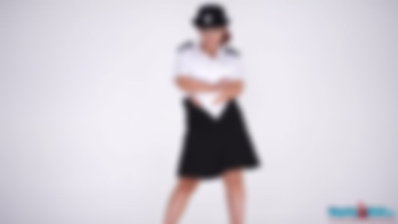 Lizzie "Naked Officer"