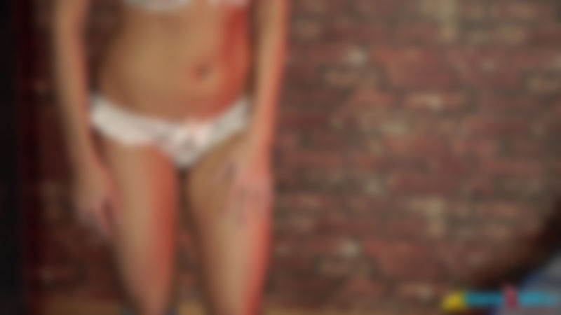 Sarah G "College Cheerleader"