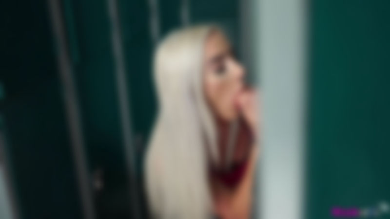 Naomi "Locker Room Loving"