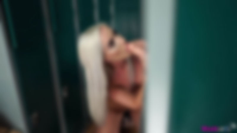 Naomi "Locker Room Loving"