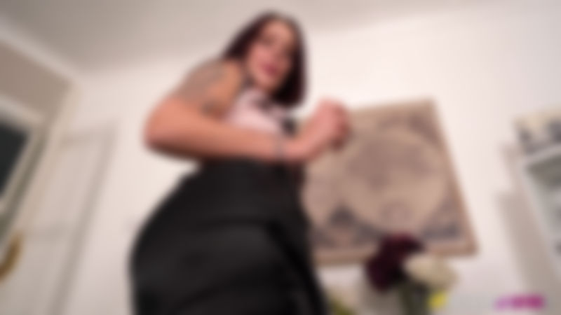 Frisky Flatmates