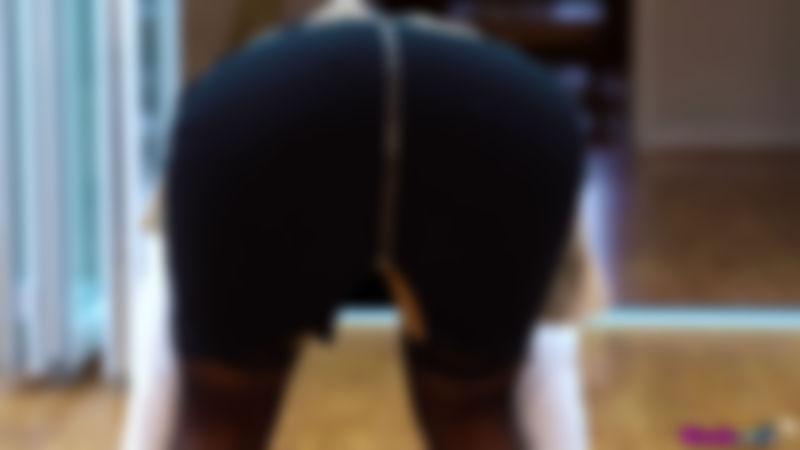 Lily Luxx "Hard Sale"