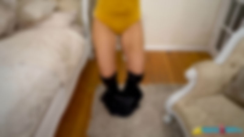 Roxee Couture "Gimme Some"