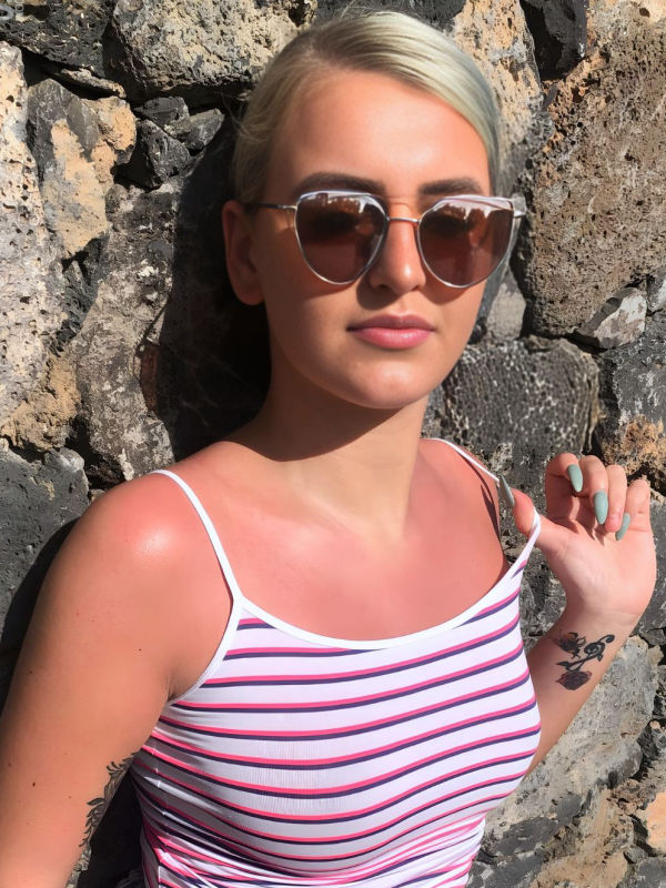 Chloe D
